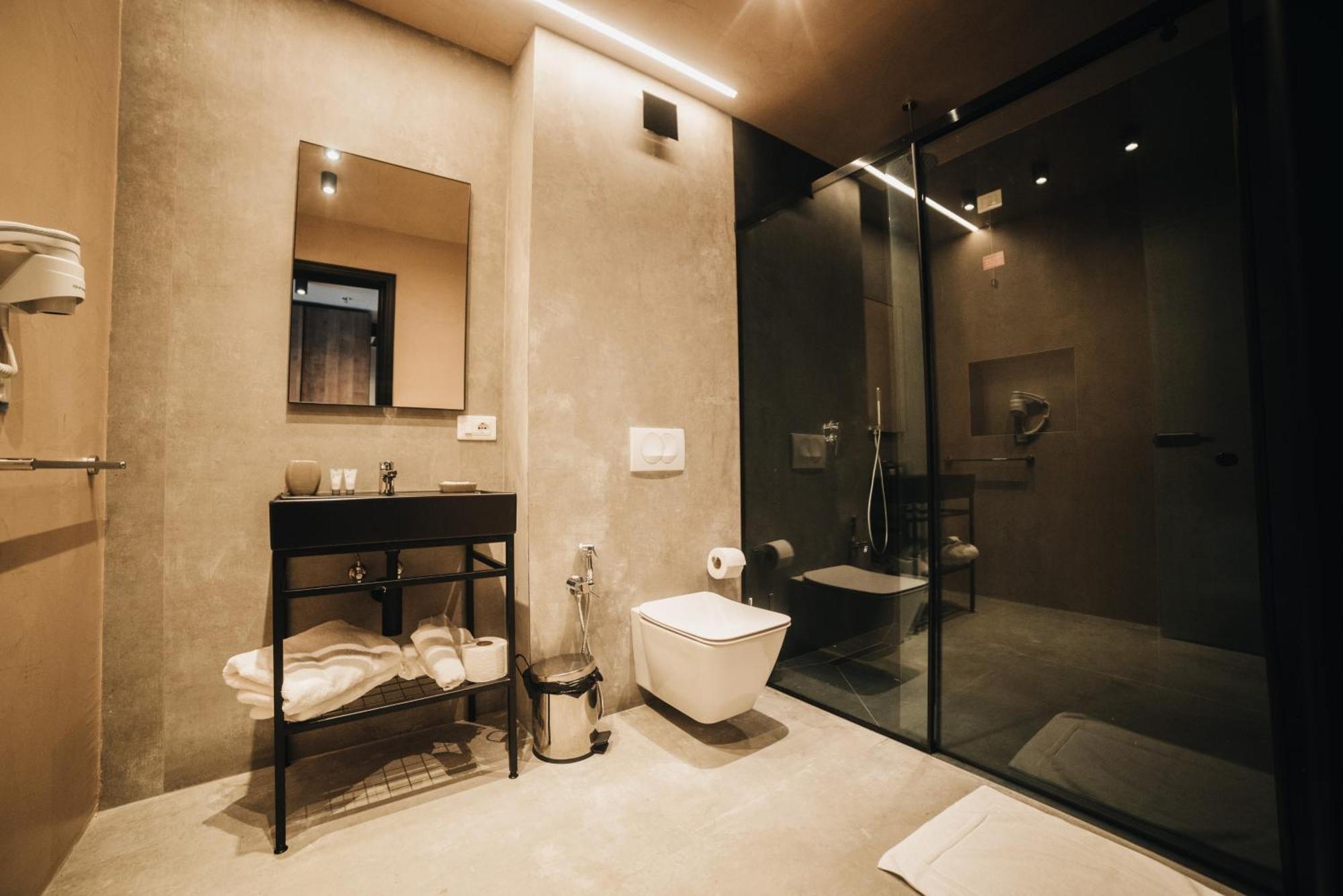 Deluxe Quadruple Room,1643238833:JPEG